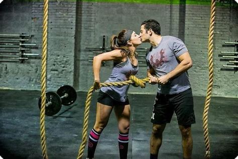 Does Bodybuilding And Fitness Attract The Opposite Sex Huffpost