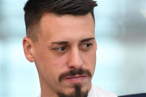 Get the latest soccer news on sandro wagner. Sandro Wagner verkündet DFB-Elf-Rücktritt