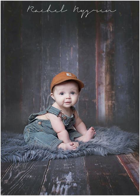 From personalized baby blankets to custom toys, you're bound to find the perfect present for that tiny tot. Top Innovative photography ideas for kids | 6 month baby ...