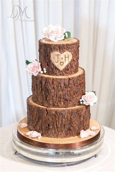 wood tree stump effect wedding cake wood wedding cakes country wedding cakes fall wedding