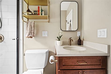 Contemporary Bathroom Remodel In Des Moines Aim Kitchen And Bath