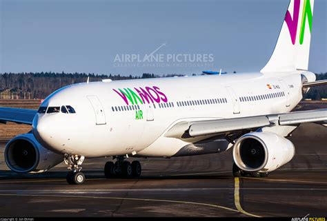 Ec Mjs Wamos Air Airbus A330 200 At Helsinki Vantaa Photo Id