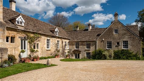 Brook House Rear Elevation Luxury Cotswold Rentals