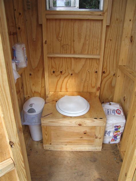Woodwork Wooden Outhouse Plans Pdf Plans Туалет на улице Уличный