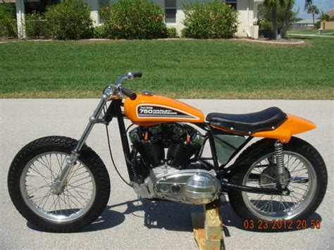 Dirt bike style hand grips (new). 1970 Harley-Davidson Flat Tracker | Harley fatboy, Harley ...