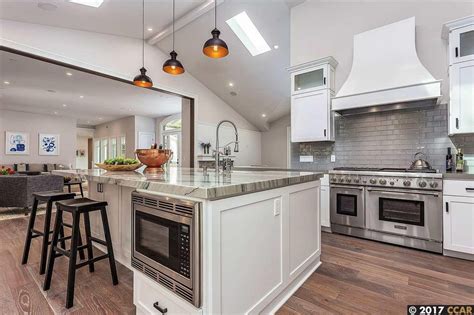Discover top restaurants, spas, things to do & more. 731 Miner Rd, Orinda, CA 94563 | MLS #40776342 - Zillow ...