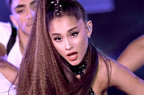 Big sean ariana grande and big sean dated from may, 2014 to april. Ariana Grande reveals Boyfriend Single with Social House ...