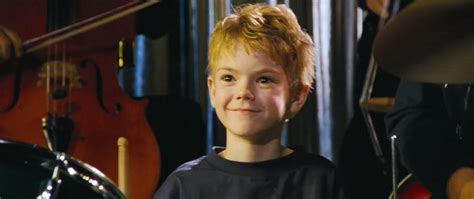 Thomas Brodie Sangster El Niño De ‘love Actually Que Está En Todas Partes