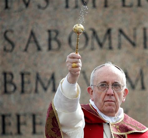 Rome March 24 2013 Pope Francis Uses An Aspergillum To Sprinkle Holy