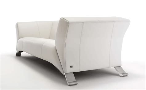 Whether it be in spacious surroundings or in small rooms, it provides the perfect basis anywhere for stylish living and feeling great. Rolf Benz Sofa 322 | Drifte Onlineshop