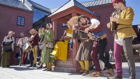 Medeltidsdagar På Varbergs Fästning Hallands Kulturhistoriska Museum