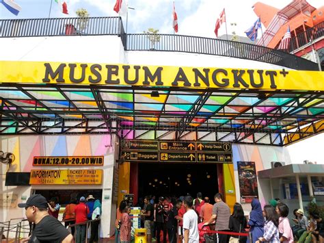 Museum Angkut di Malang Jawa Timur - Wisata Nusantara
