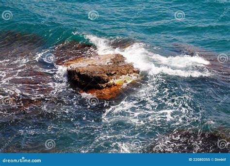 Rock In The Sea Stock Image Image Of Destination Paradise 22080355