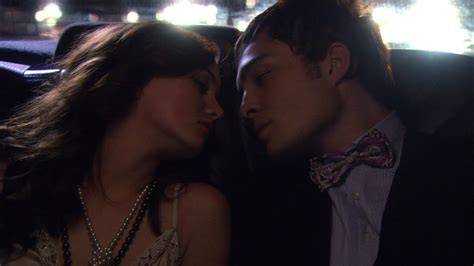 Chuck And Blair Kiss