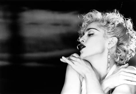 Back To The 90s Vogue De Madonna 1990