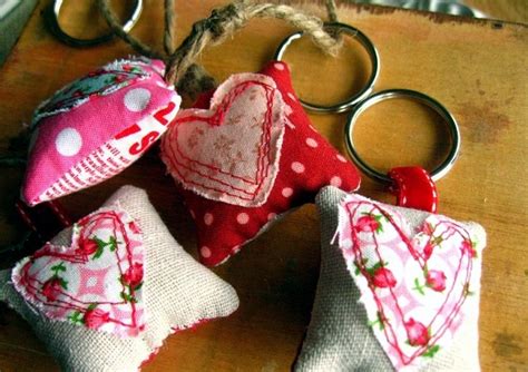 What makes creating your own valentine's day gift so special & meaningful to your lover? 20 DIY Valentine's Day to do it yourself | Interior Design Ideas | AVSO.ORG