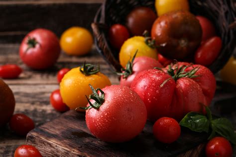 Colorful Tomatoes, Red Tomatoes, Yellow Tomatoes, Orange Tomatoe » MISED OUT
