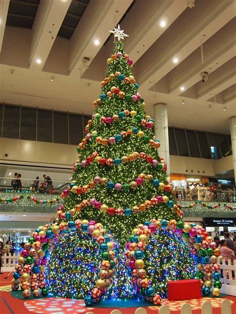 Christmas Tree of the Day #12 (2012 Edition) - Marina Square 