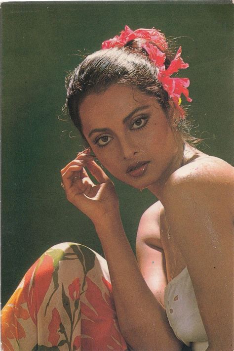 Pin By Srikantadas On Rekha Is Rekhaforever Vintage Bollywood Rekha Actress Old Bollywood