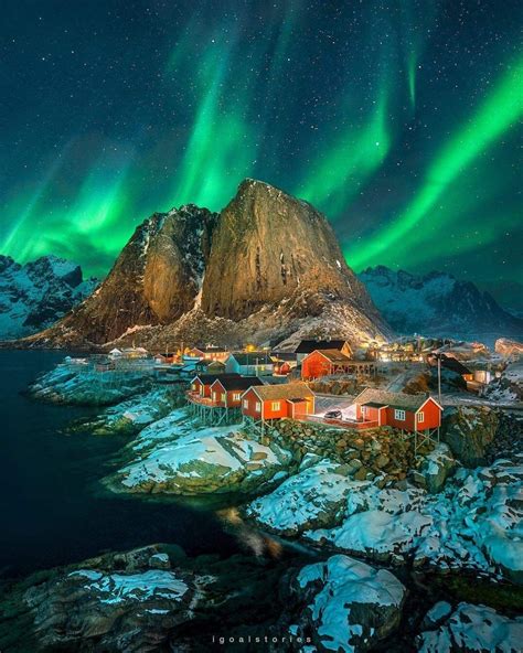 Isla De Lofoten Nordland En 2020 Aureola Boreal Hermosos Paisajes