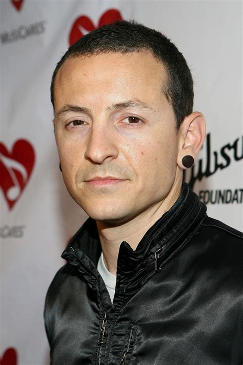 Chester Bennington: His Life in Pictures | Chester bennington, Chester, Linkin park chester