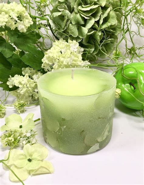 Green Floral Candle With Hydrangea Flowers Botanical Candle Etsy