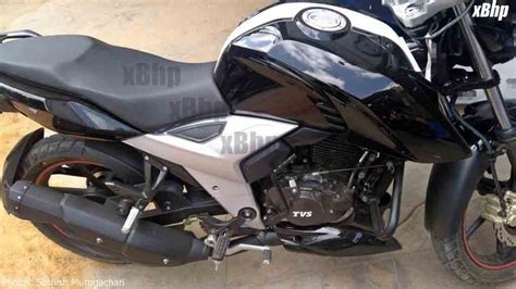 Recently, along with the bs6 update, it got some design tweaks and new features which made it even better. 2018 TVS Apache 160 Facelift India Launch, Price, Specs ...