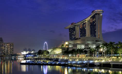 The Spectacular Beauty Of Marina Bay Sands Hotel