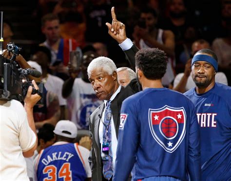 Dr J Says Sixers Will Contend For Nba Title This Year