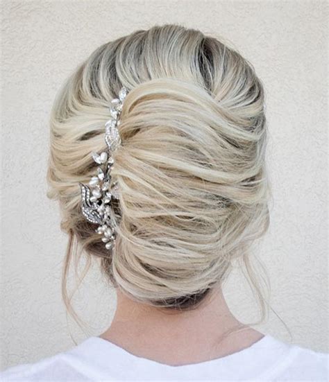 50 Cute And Trendy Updos For Long Hair Page 5 Of 5