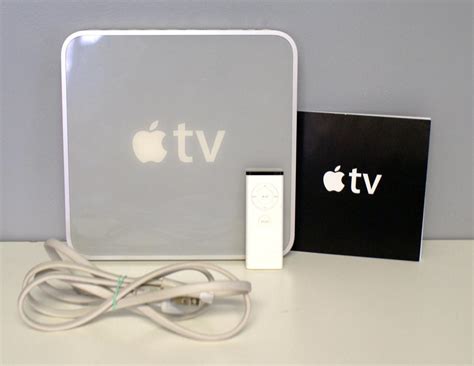 1st First Generation Apple Tv With Remote 40gb Model A1218 Gold