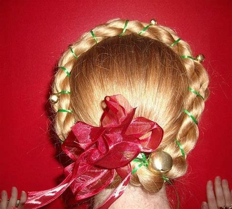 44 cute christmas braided hairstyles ideas addicfashion christmas hairstyles christmas