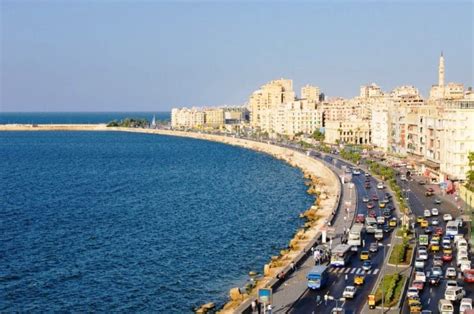 كورنيش الاسكندرية 20 كيلومترًا من السحر والجمال الرحالة
