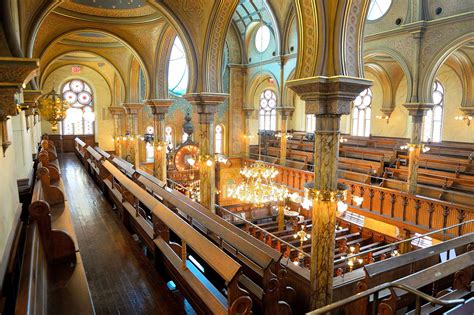 A photographic guide to 180 of NY's most beautiful historic Orthodox