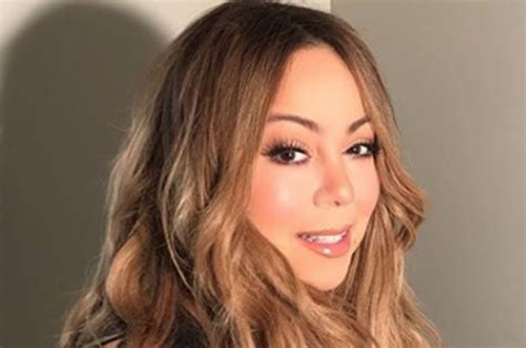 Mariah Carey Nude Cleavage On Show As Singer Goes Braless In Sexy Snap