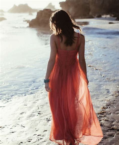 Woman At The Beach In 2020 Dresses Beautiful Dresses Breezy Dress