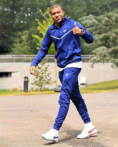 Sportsmen With Style On Instagram “kmbappe ⚽️ Sportsmenwithstyle