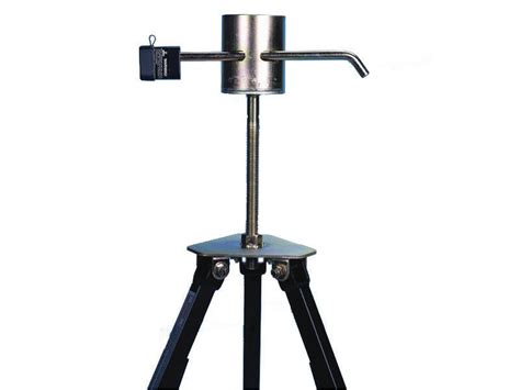 This reese 30142 fifth wheel hitch possesses all traits that make it suitable for simple towing jobs. Husky 75203 Locking Fifth Wheel Tripod Stabilizer