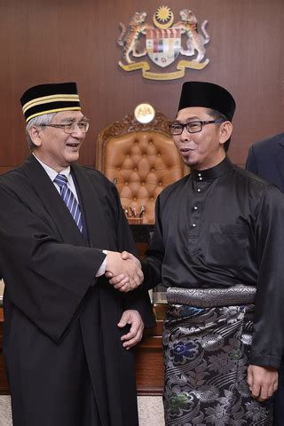 محمد عارف بن مد يوسف; Mohamad Alamin angkat sumpah Ahli Dewan Rakyat | Utusan ...