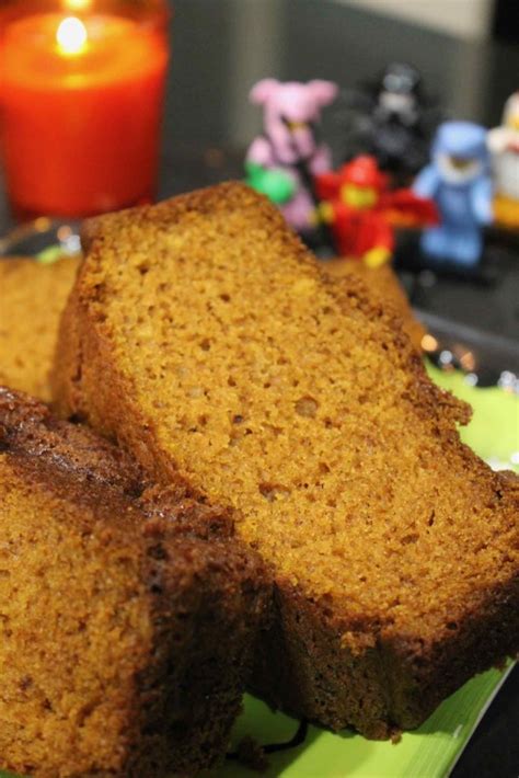 Best Ever Pumpkin Bread One Bowl Recipe The Hungry Mouse