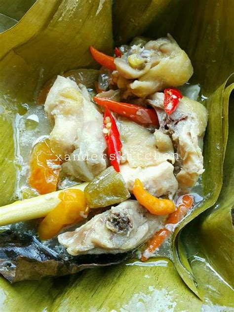 Garang asem ayam adalah salah satu yang terkenal dari sekian banyak resep legendaris dari tanah jawa. Segarnya Garang Asem Ayam Kampung Nan Gurih - Modern.id