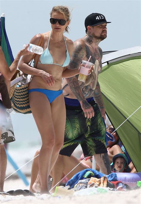cameron diaz hot bikini photos in florida 2014 24 gotceleb