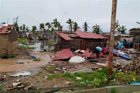 Tropical cyclone eloise made landfall early morning on 23 january near mozambique's city of beira, causing widespread damage and flooding on a long swathe of coastline. Il dramma di Beira devastata dal ciclone. Il vescovo: noi ...