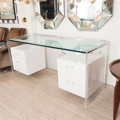 29 Edgy Glass Desks For Modern Home Offices Digsdigs