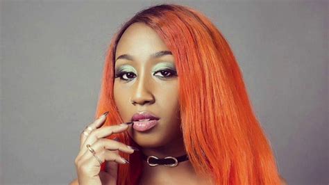 Lyrics for top songs by victoria kimani. Victoria Kimani + Phyno - Lover - YouTube
