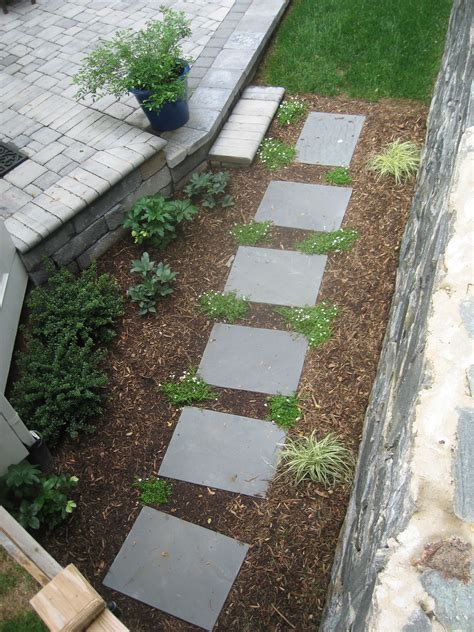 Flagstone Stepping Stones Side Yard Pathway Groundcovers House