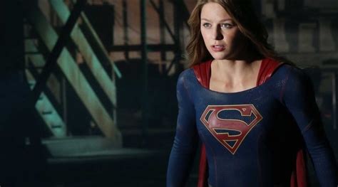Supergirl Dc Encarga El Desarrollo De La Película Al Guionista De The Cloverfield Paradox