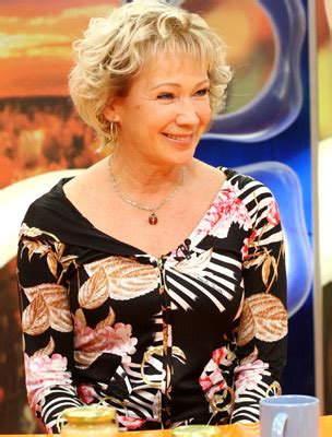 Dorottya udvaros — a vendég 03:40. Vajon mi a titka? Udvaros Dorottya 57 évesen is irigylésre ...