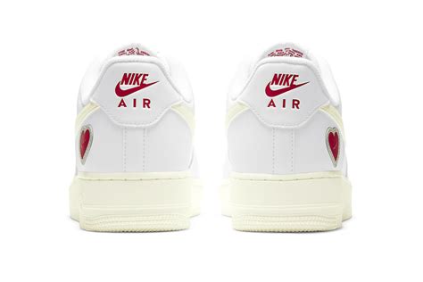 Click for more information on the release. Nike to release minimalist Air Force 1 Valentine's Day ...