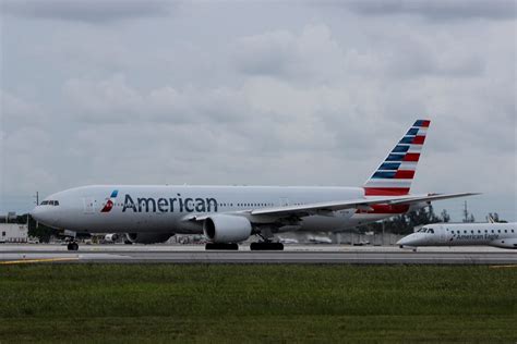 American Airlines 777 200 N797ancn321 Miami Internationa Flickr
